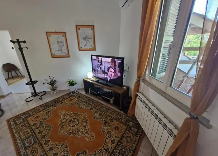 Dad's House Apartment *